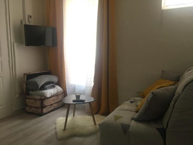 Studio Cosy A Orange Orange  Ngoại thất bức ảnh